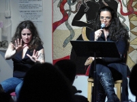 Spark Laws of Healing, Mona de Vestel